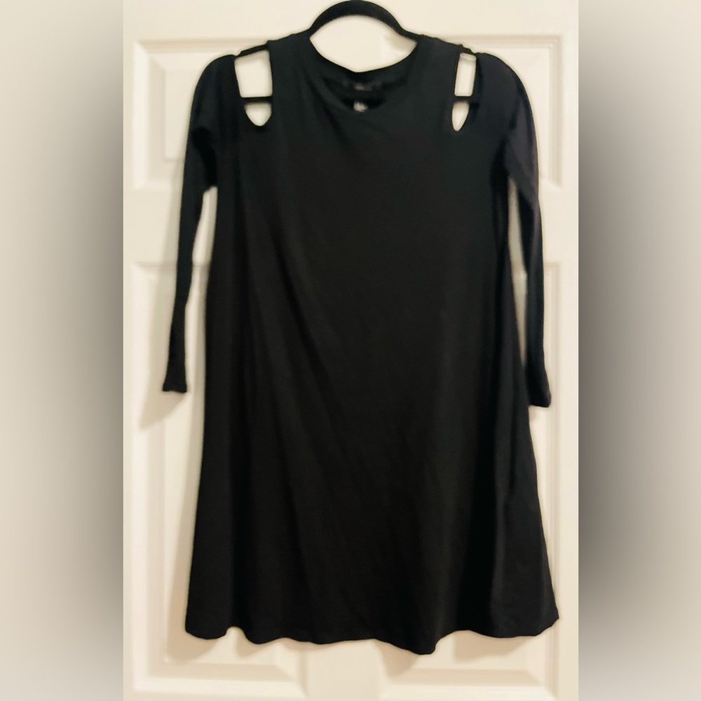 Forever 21 Classic Black Cold Shoulder Sleeve Dress